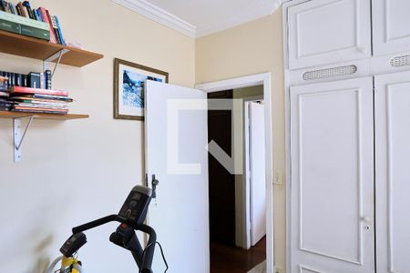 Quarto  de apartamento à venda com 2 quartos, 56m² em Sagrada Família, Belo Horizonte