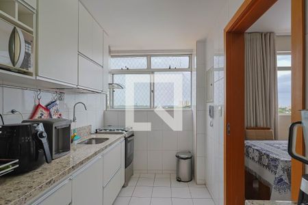 Cozinha de apartamento à venda com 3 quartos, 120m² em Santa Ines, Belo Horizonte