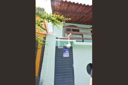 plaquinha instalada de casa à venda com 7 quartos, 392m² em Fernão Dias, Belo Horizonte