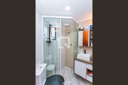 Banheiro de apartamento à venda com 2 quartos, 65m² em Parque Sao Domingos, São Paulo