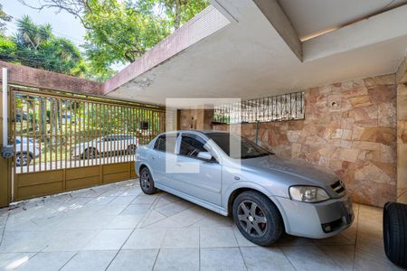 Garagem de casa à venda com 3 quartos, 130m² em Parque Jabaquara, São Paulo