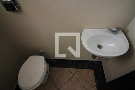 Lavabo do  Espaço Gourmet de casa para alugar com 2 quartos, 212m² em Jardim do Mar, São Bernardo do Campo