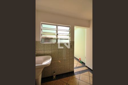 Área de Serviço de casa para alugar com 2 quartos, 212m² em Jardim do Mar, São Bernardo do Campo