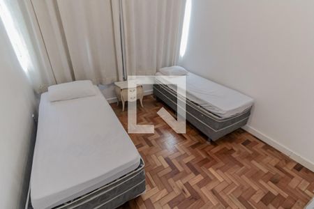 Quarto 1 de apartamento à venda com 2 quartos, 70m² em Ipanema, Rio de Janeiro