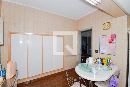 Cozinha de casa à venda com 2 quartos, 300m² em Vila das Palmeiras, Guarulhos