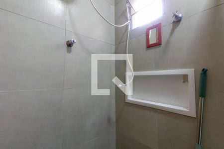 Banheiro de casa para alugar com 1 quarto, 32m² em Jardim Lisboa, São Paulo