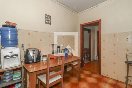 Cozinha de casa à venda com 6 quartos, 300m² em Sarandi, Porto Alegre