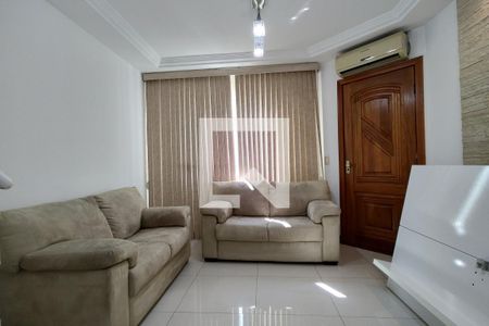 Sala de casa de condomínio à venda com 3 quartos, 120m² em Pechincha, Rio de Janeiro