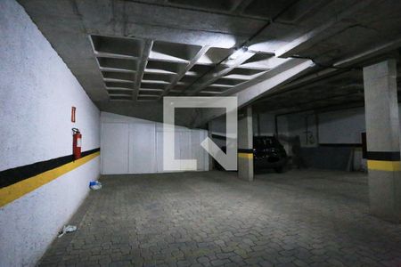 Garagem de apartamento à venda com 1 quarto, 50m² em Carmo, Belo Horizonte