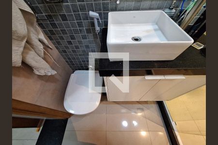 Banheiro da suíte 2 de apartamento à venda com 2 quartos, 86m² em Flamengo, Rio de Janeiro