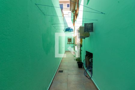 Corredor Lateral de casa à venda com 3 quartos, 143m² em Jardim São Paulo, São Paulo