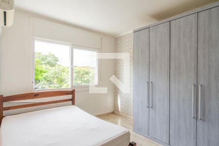 Quarto 2 de apartamento para alugar com 2 quartos, 66m² em Partenon, Porto Alegre