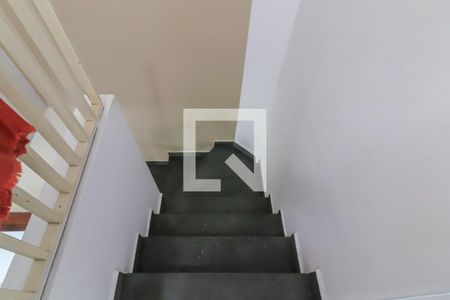 Escadas de casa à venda com 2 quartos, 150m² em Vila Antonio, São Paulo