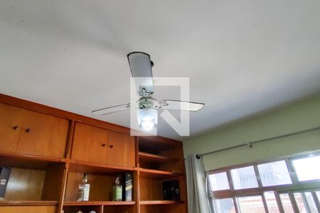 Sala de apartamento para alugar com 2 quartos, 70m² em Guilhermina, Praia Grande