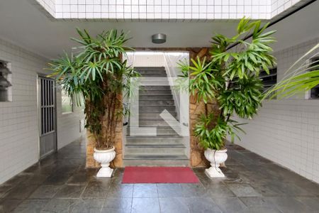 Hall de entrada de apartamento para alugar com 2 quartos, 70m² em Guilhermina, Praia Grande