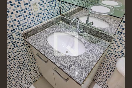 Banheiro Suíte de apartamento à venda com 3 quartos, 63m² em Vila Amalia (zona Norte), São Paulo