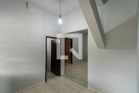 Sala de Jantar de casa para alugar com 2 quartos, 69m² em Pinheirinho, Curitiba