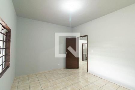 Quarto 2 de casa para alugar com 2 quartos, 69m² em Pinheirinho, Curitiba