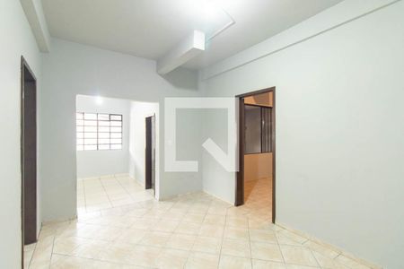Casa para alugar com 2 quartos, 69m² em Pinheirinho, Curitiba