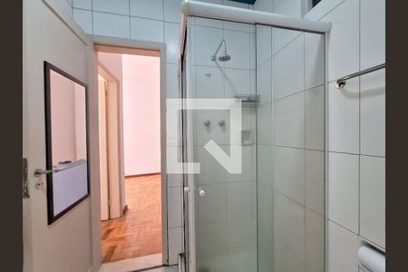 Banheiro de apartamento para alugar com 1 quarto, 50m² em Flamengo, Rio de Janeiro
