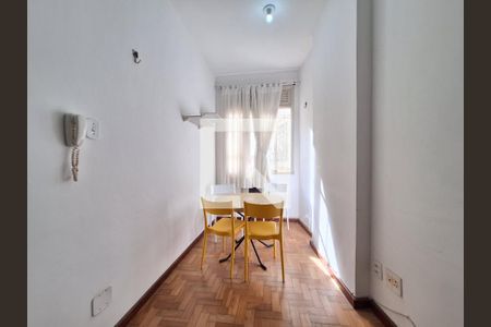 Sala de apartamento para alugar com 1 quarto, 50m² em Flamengo, Rio de Janeiro