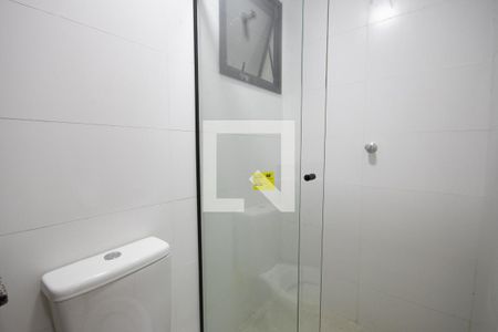 Banheiro de apartamento para alugar com 1 quarto, 30m² em Vila Gustavo, São Paulo