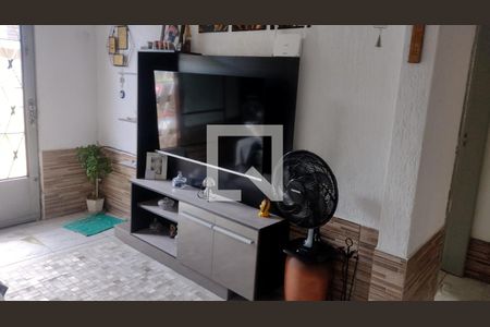 Sala de casa para alugar com 3 quartos, 60m² em Sarandi, Porto Alegre