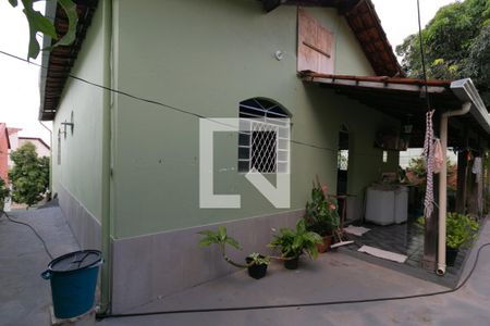 Área Externa de casa à venda com 3 quartos, 560m² em Céu Azul, Belo Horizonte