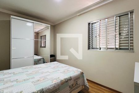 Quarto 2 de apartamento para alugar com 2 quartos, 55m² em Jardim Iporanga, Guarulhos