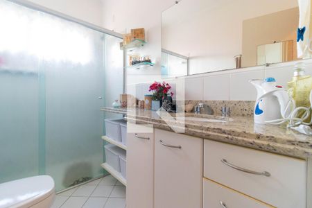 Banheiro da Suíte 3 de casa de condomínio à venda com 4 quartos, 370m² em Loteamento Arboreto dos Jequitibas (sousas), Campinas