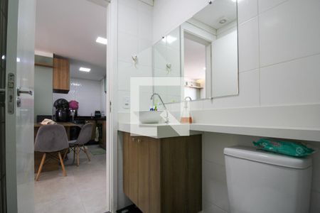 Banheiro de apartamento para alugar com 2 quartos, 33m² em Jardim Prudência, São Paulo