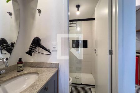 Banheiro de kitnet/studio para alugar com 1 quarto, 25m² em Vila Mariana , São Paulo