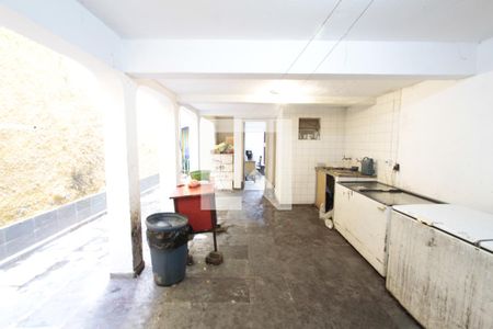 Área comum de casa à venda com 5 quartos, 250m² em Coração Eucarístico, Belo Horizonte