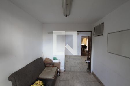 Quarto 5 de casa à venda com 5 quartos, 250m² em Coração Eucarístico, Belo Horizonte