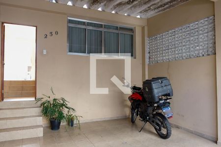 Garagem de casa à venda com 4 quartos, 200m² em Jaguaribe, Osasco