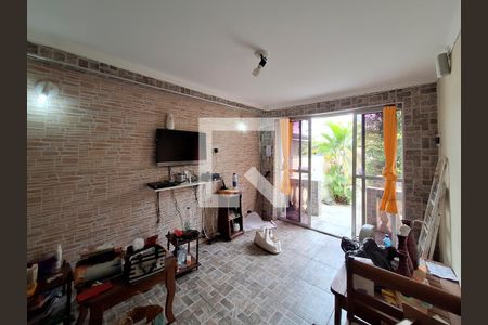 Hall entrada de casa à venda com 2 quartos, 200m² em Vila Santa Maria, São Paulo