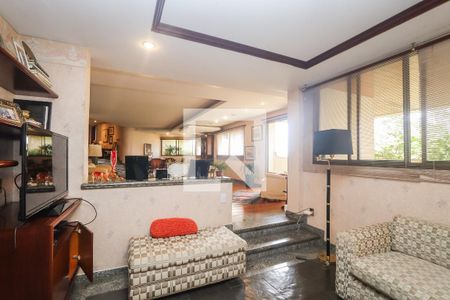 Sala da TV de apartamento à venda com 4 quartos, 367m² em Vila Suzana, São Paulo