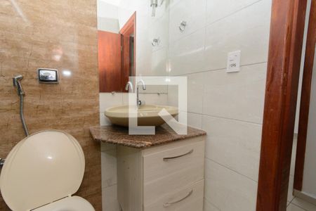 Banheiro Social de apartamento à venda com 3 quartos, 76m² em Santa Cruz Industrial, Contagem