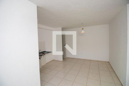 Sala de apartamento para alugar com 2 quartos, 43m² em Vargem Grande, Rio de Janeiro