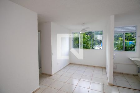 Apartamento para alugar com 2 quartos, 43m² em Vargem Grande, Rio de Janeiro