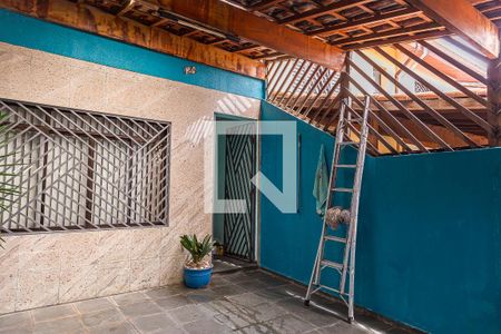 Garagem de casa à venda com 3 quartos, 129m² em Jardim Oriental, São Paulo