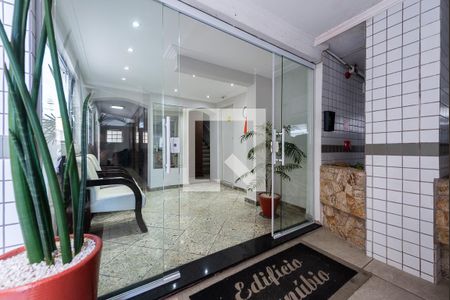 Hall de entrada de apartamento para alugar com 2 quartos, 66m² em Ponta da Praia, Santos