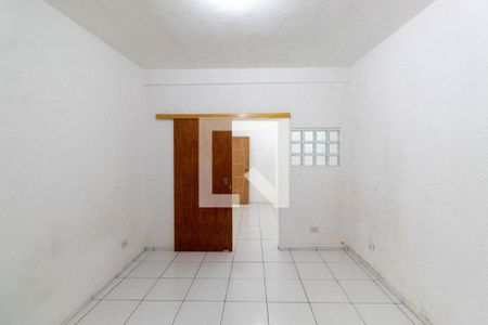 Quarto 1 de casa para alugar com 2 quartos, 110m² em Vila Rio Branco, São Paulo