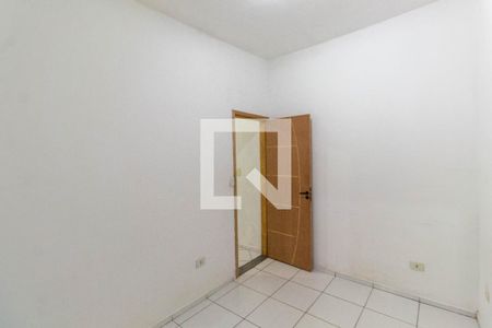 Quarto 2 de casa para alugar com 2 quartos, 110m² em Vila Rio Branco, São Paulo