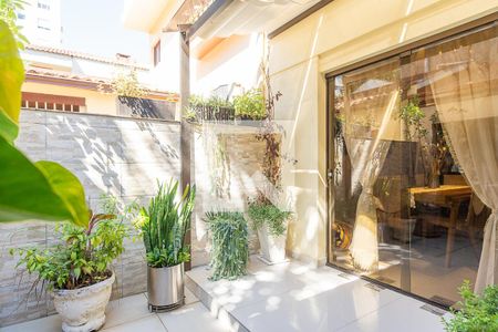 Quintal de casa de condomínio à venda com 3 quartos, 180m² em Tristeza, Porto Alegre