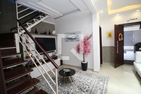 Sala de casa à venda com 3 quartos, 200m² em Irajá, Rio de Janeiro