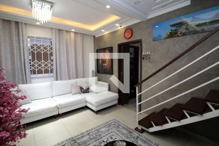 Sala de casa à venda com 3 quartos, 200m² em Irajá, Rio de Janeiro