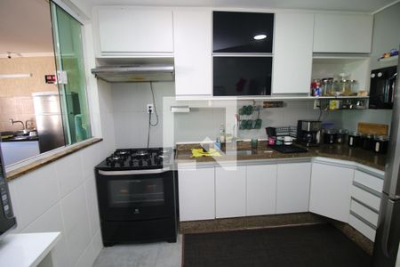 Cozinha de casa à venda com 3 quartos, 200m² em Irajá, Rio de Janeiro