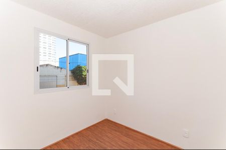 Quarto Suíte de apartamento à venda com 1 quarto, 27m² em Parque Industrial Tomas Edson, São Paulo