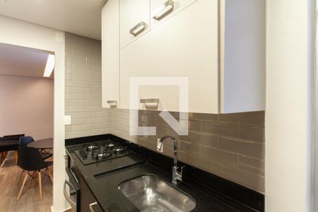 Cozinha de apartamento para alugar com 2 quartos, 56m² em Itapoã, Belo Horizonte